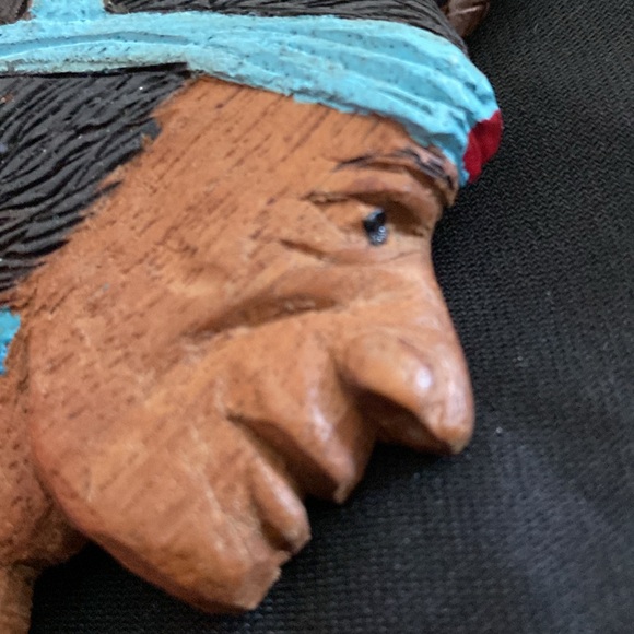 Hand carved and painted Ellis Johnson Wood Bolo tie-Rare!! - Picture 4 of 7